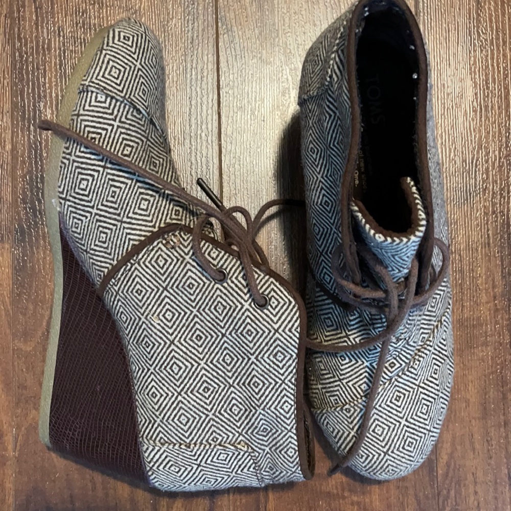 Tom’s wedges